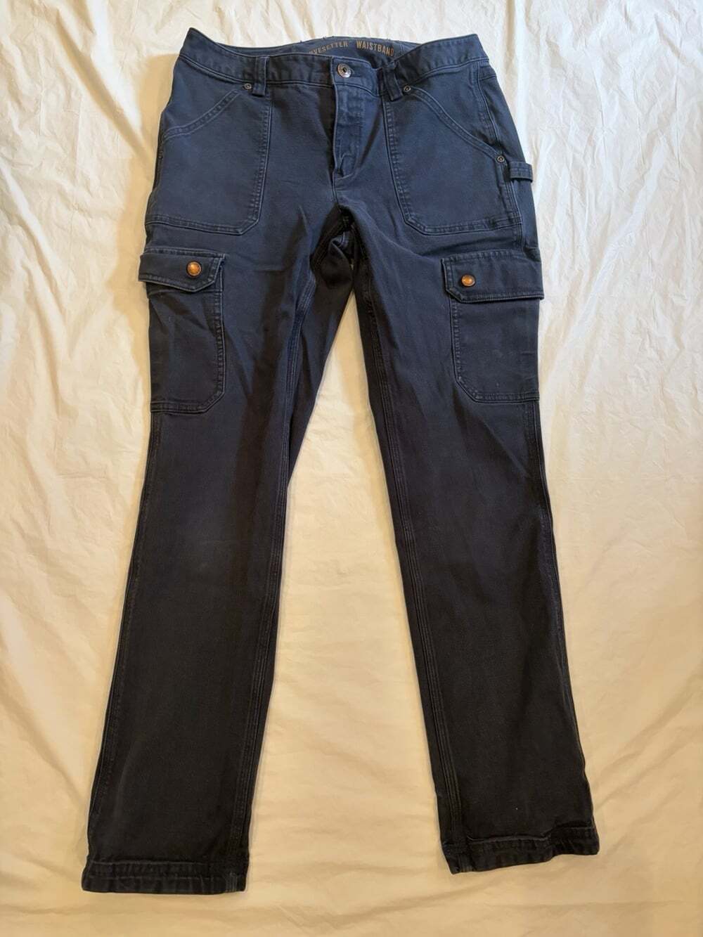 Duluth Trading Pants Women's 6x31 Navy Cargo Curvesetter Waistband